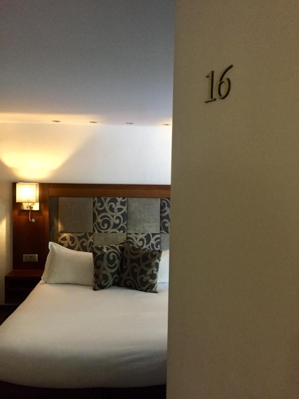Hotel B Lodge سان تروبيه المظهر الخارجي الصورة